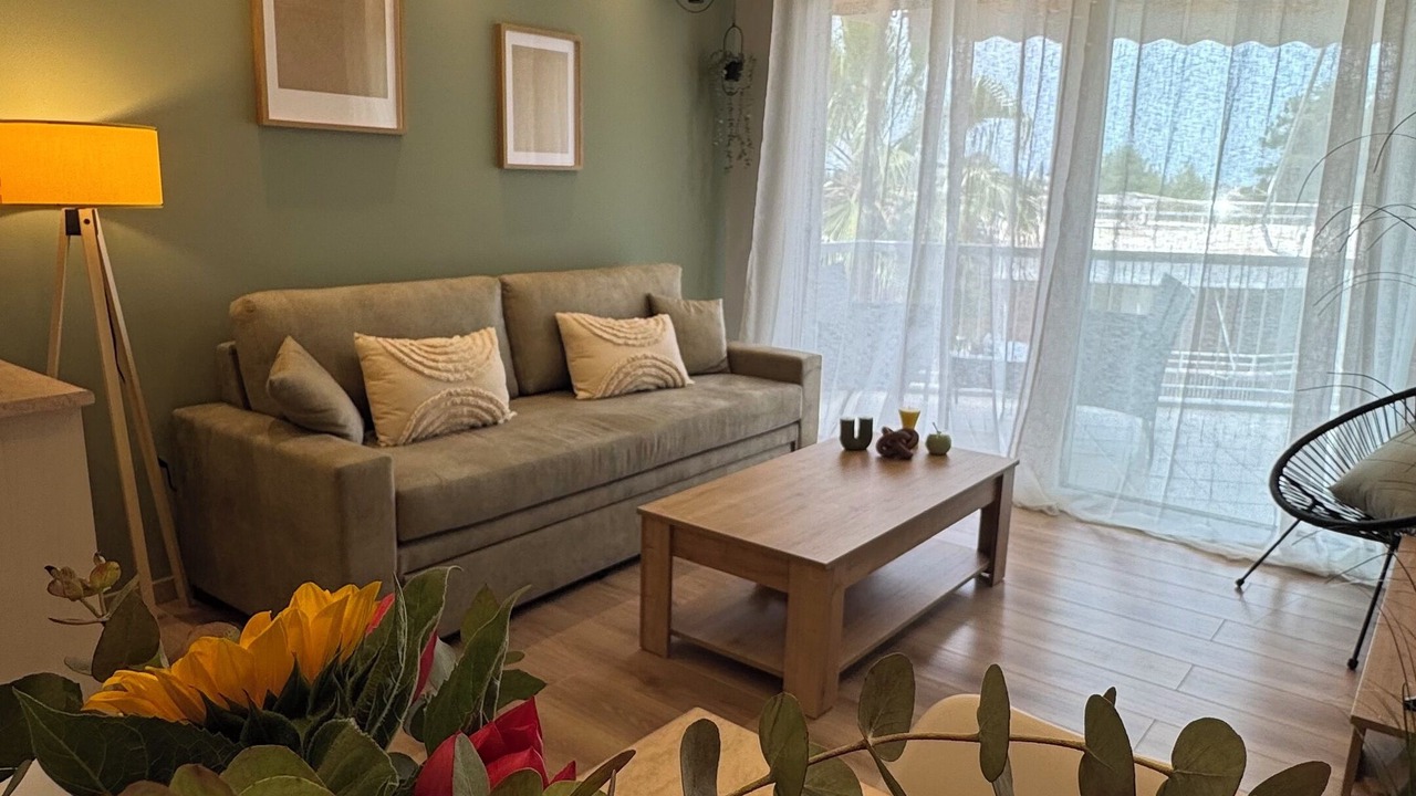Photo of Livingroom in Oropos