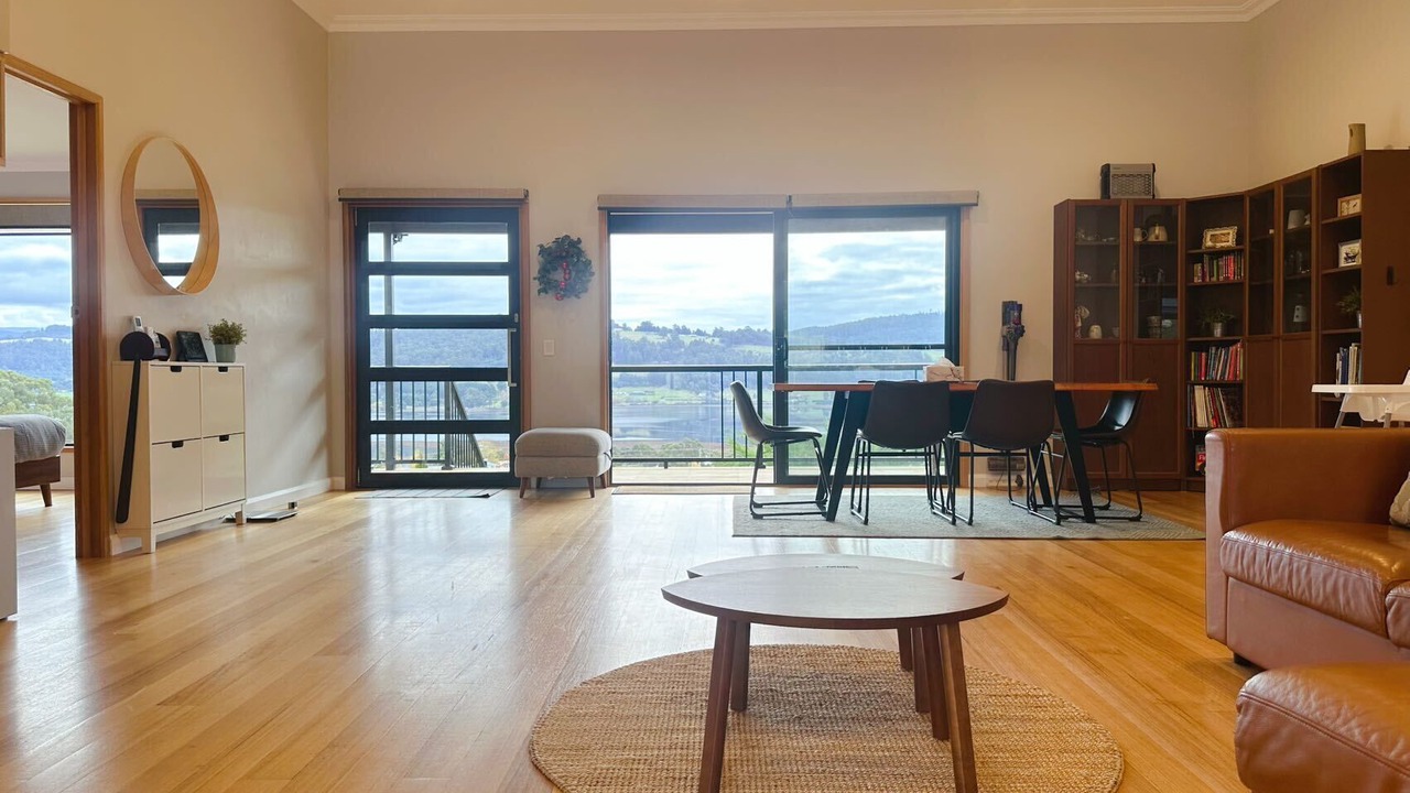 Photo of Livingroom in Cradoc