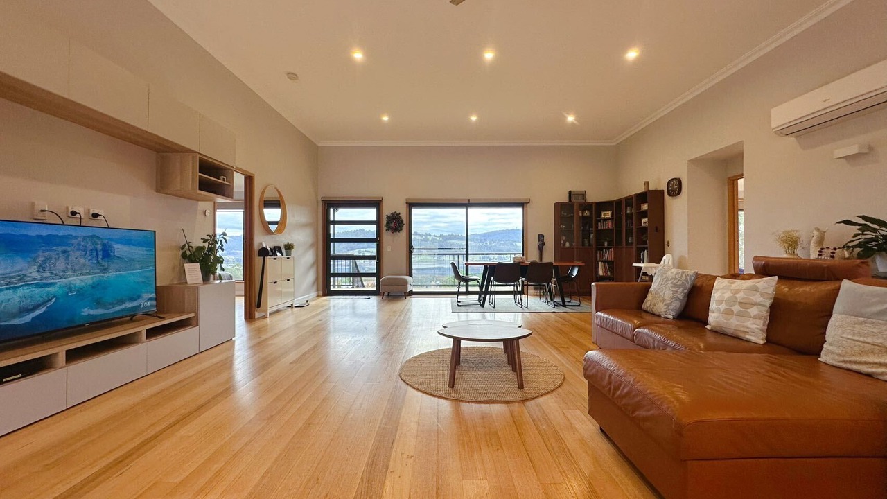 Photo of Livingroom in Cradoc