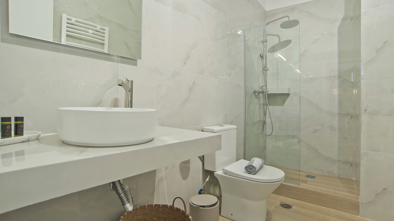 Photo of Bathroom in Neos Kosmos