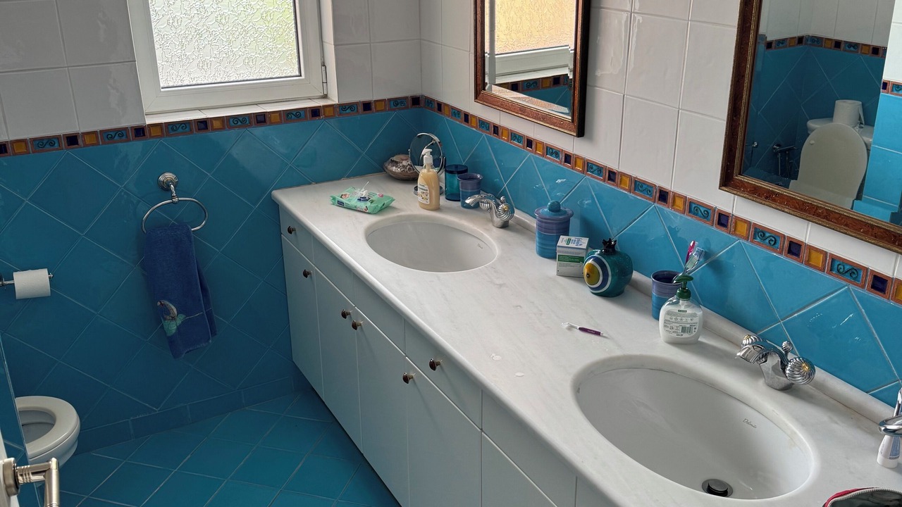 Photo of Bathroom in Skala Oropou
