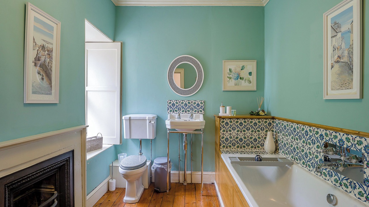Photo of Bathroom in Prestonpans