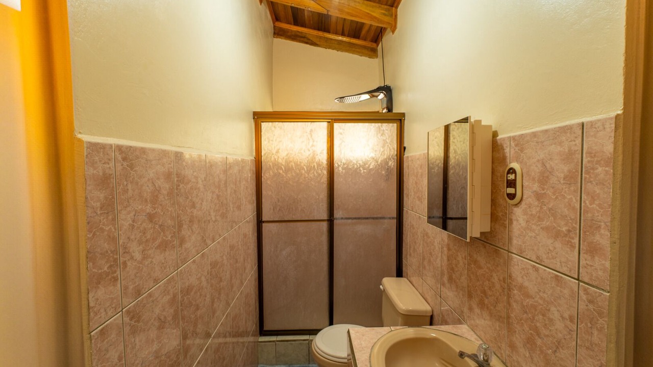 Photo of Bathroom in Pacayas