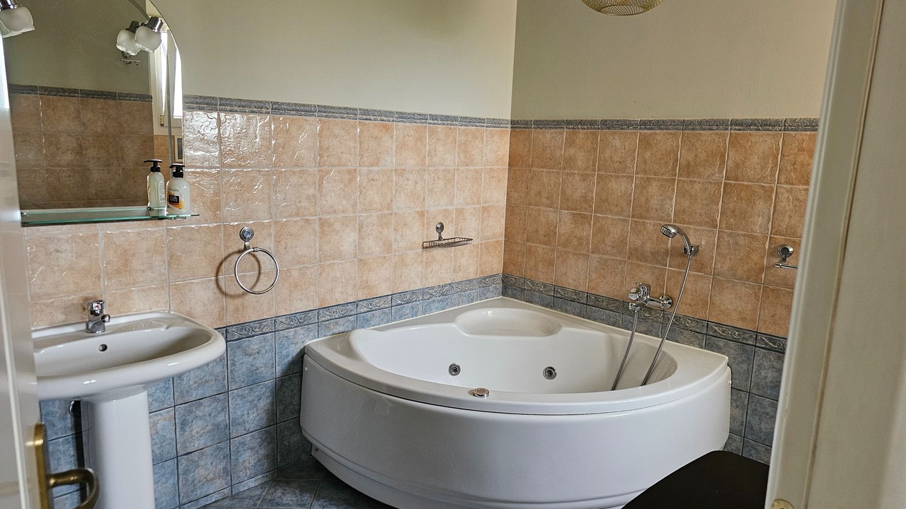 Photo of Bathroom in Agios Georgios