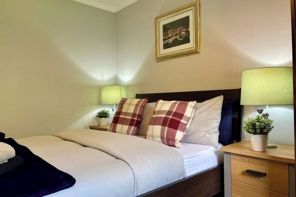 Photo of Bedroom in North Glasgow