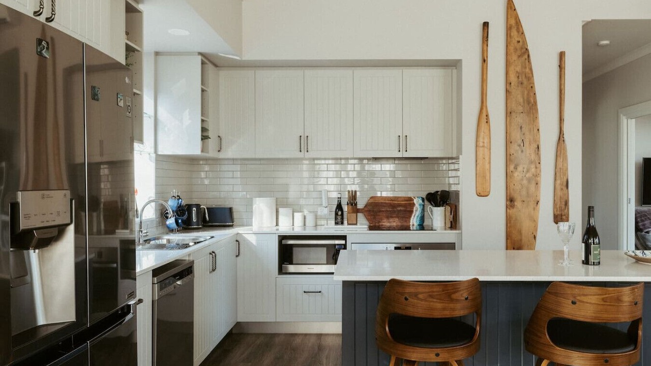 Photo of Kitchen in Squeaking Point