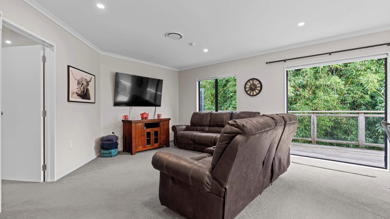 Photo of Livingroom in Hamilton