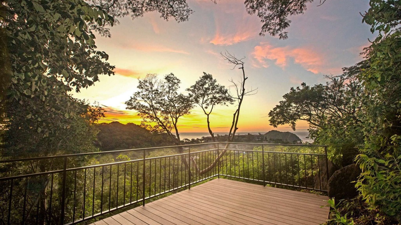 Photo of Patio Balcony in Pacuare Reserve
