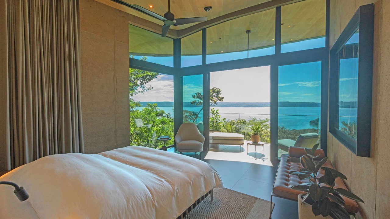 Photo of Bedroom in Pacuare Reserve