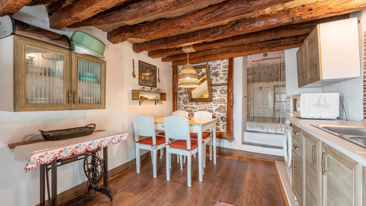 Photo of Kitchen in South Rhodes