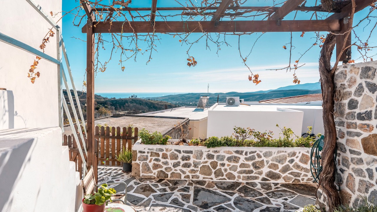 Photo of Patio Balcony in South Rhodes