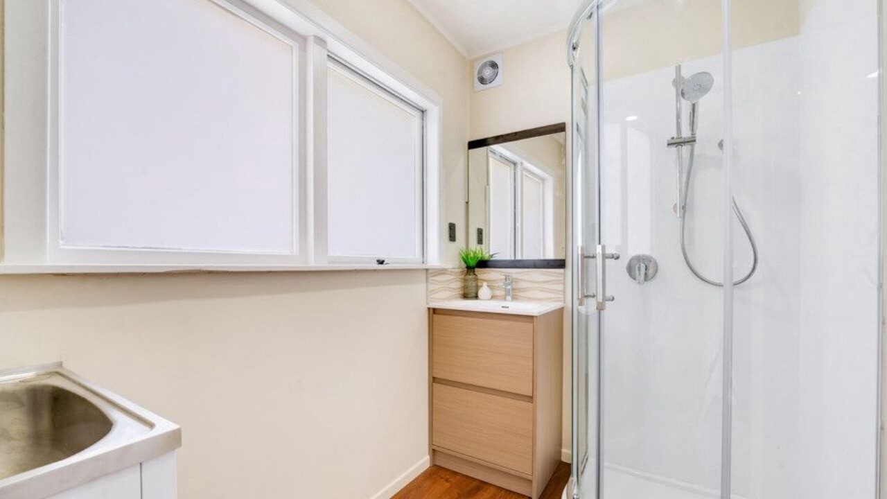 Photo of Bathroom in Papatoetoe