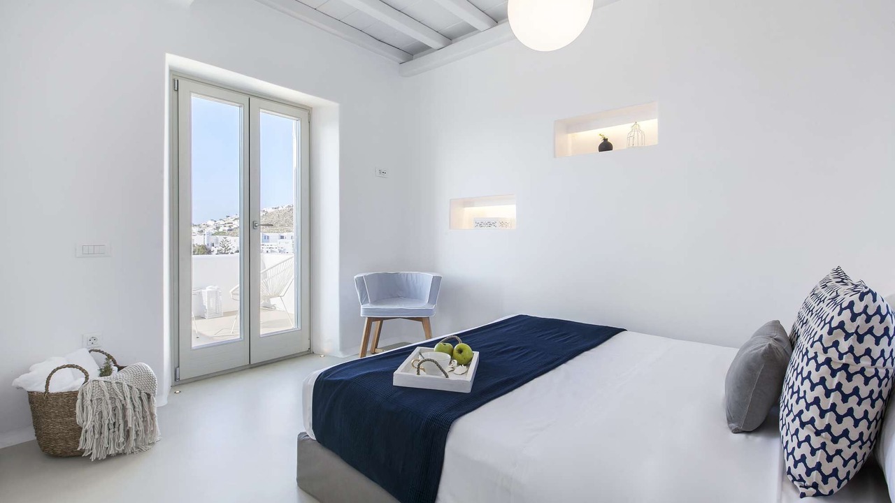Photo of Bedroom in Platis Gialos