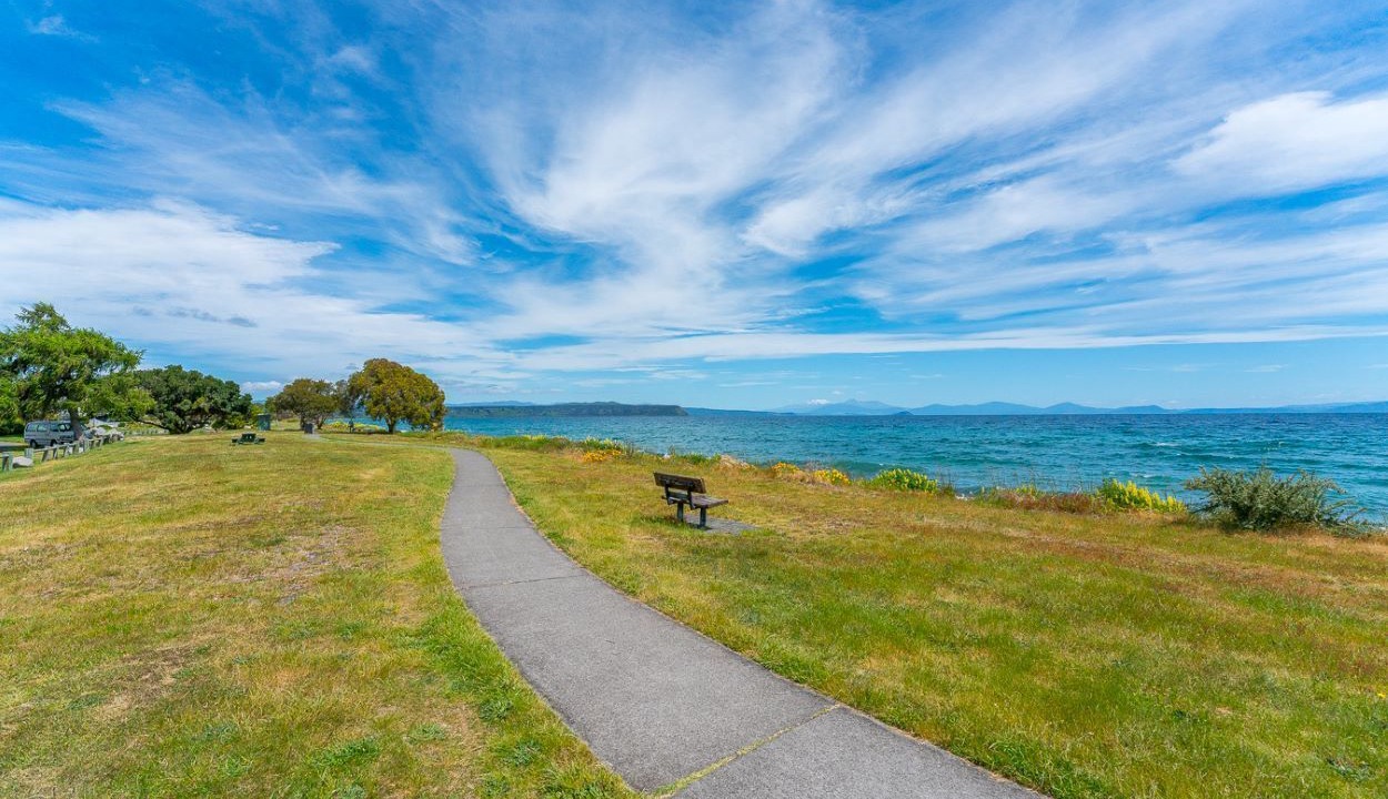 Photo of Others in Waitahanui
