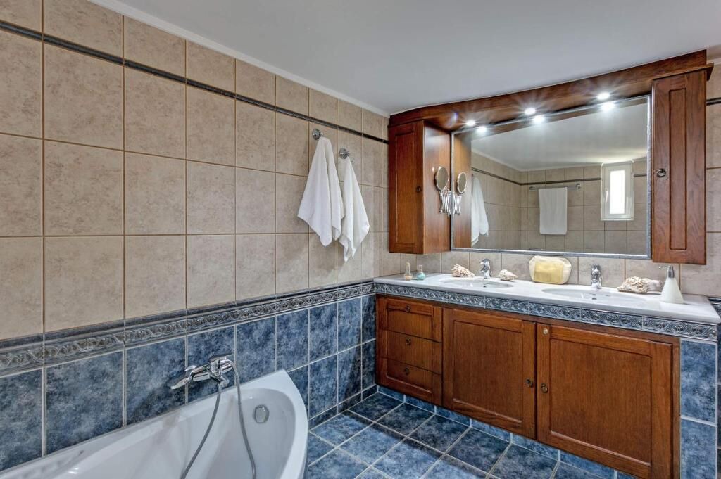 Photo of Bathroom in Achlades
