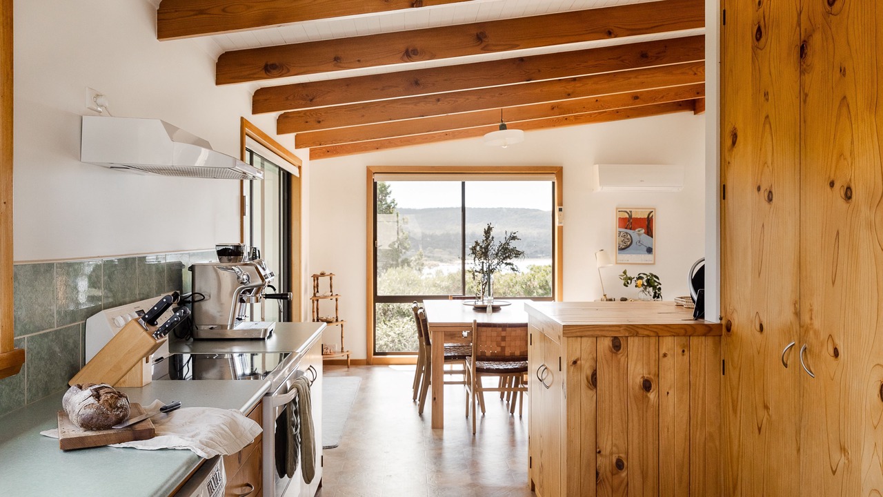 Photo of Kitchen in Coles Bay