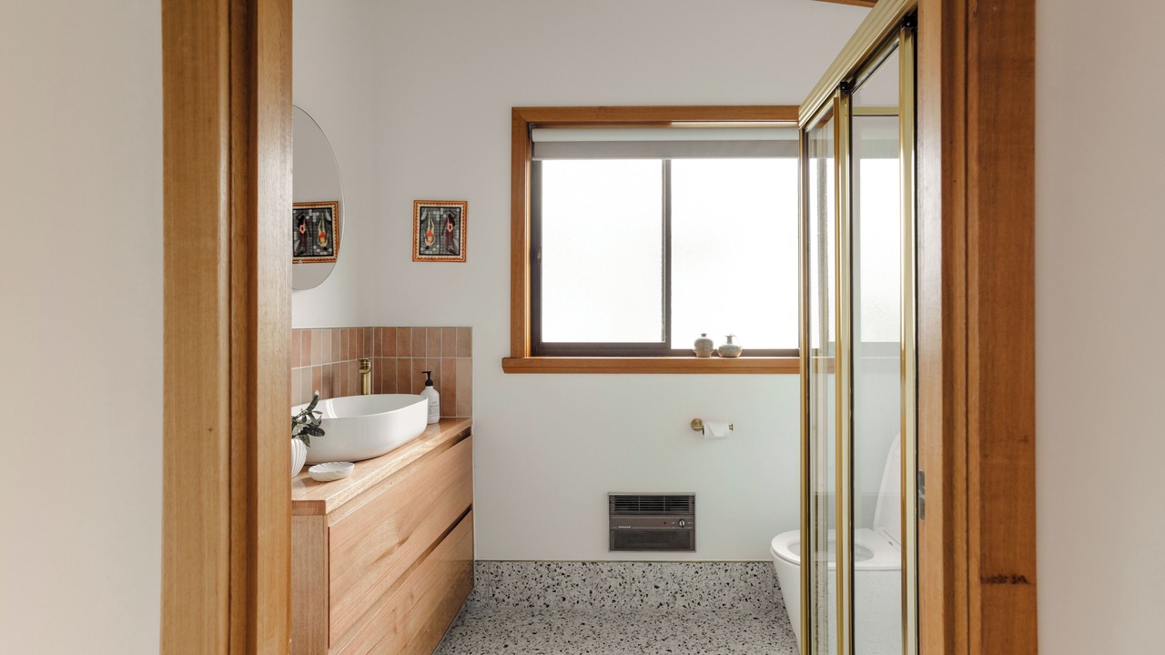 Photo of Bathroom in Coles Bay