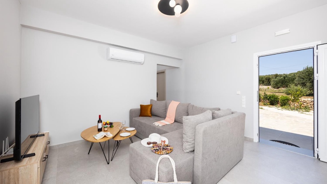 Photo of Bedroom in Leivathos
