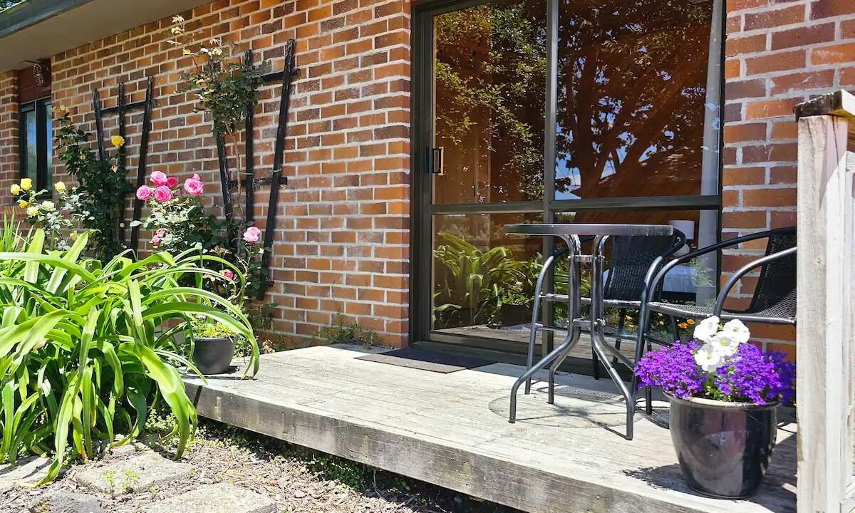 Photo of Patio Balcony in Rotorua District