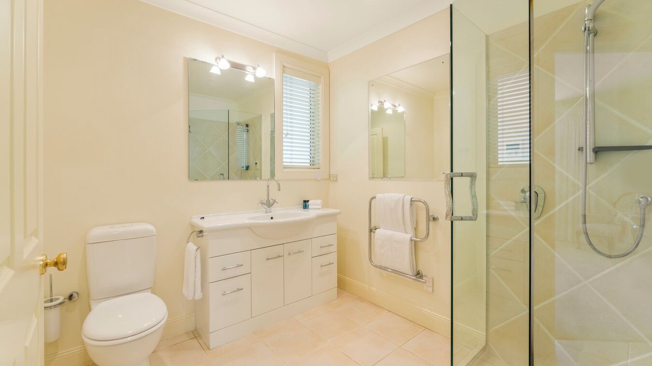 Photo of Others in Two Mile Bay