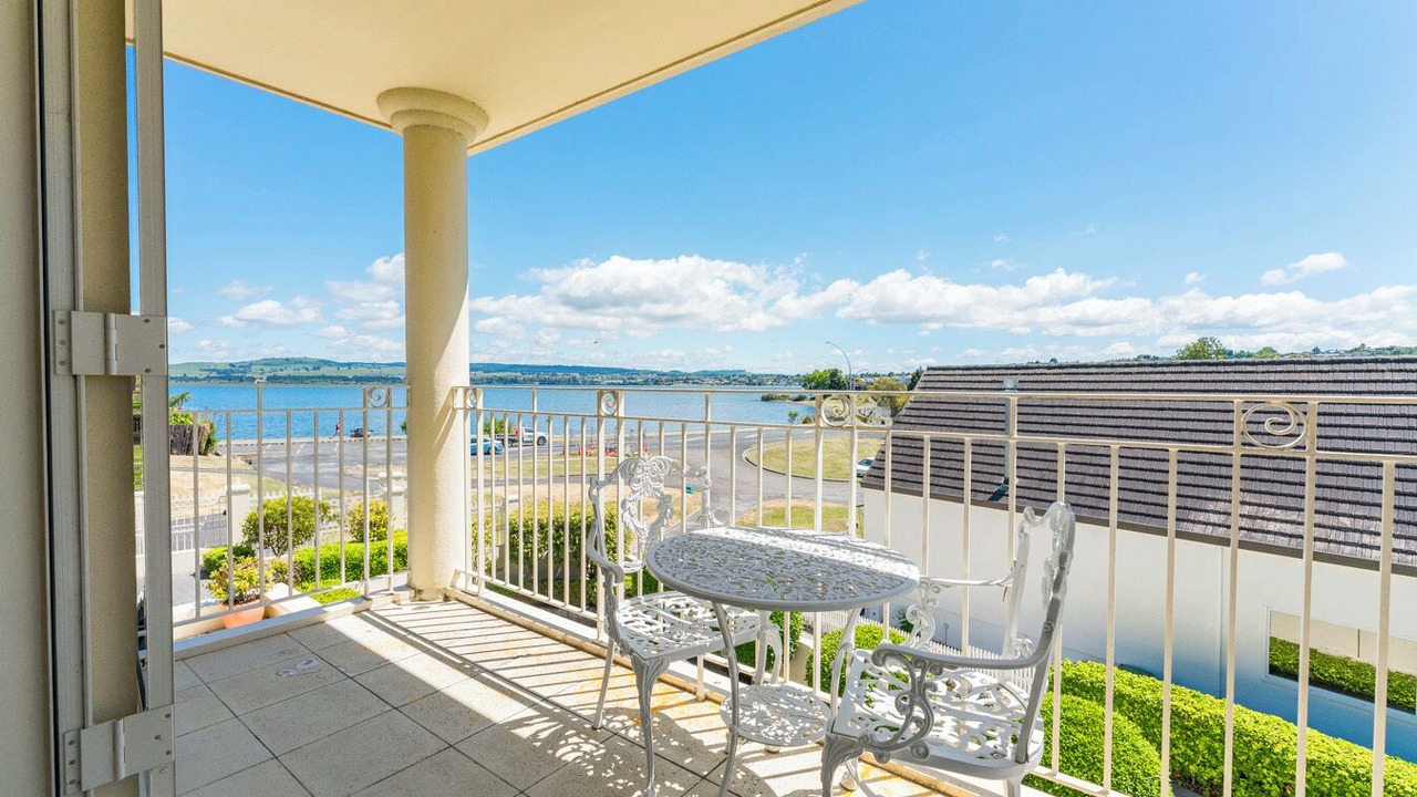 Photo of Others in Two Mile Bay