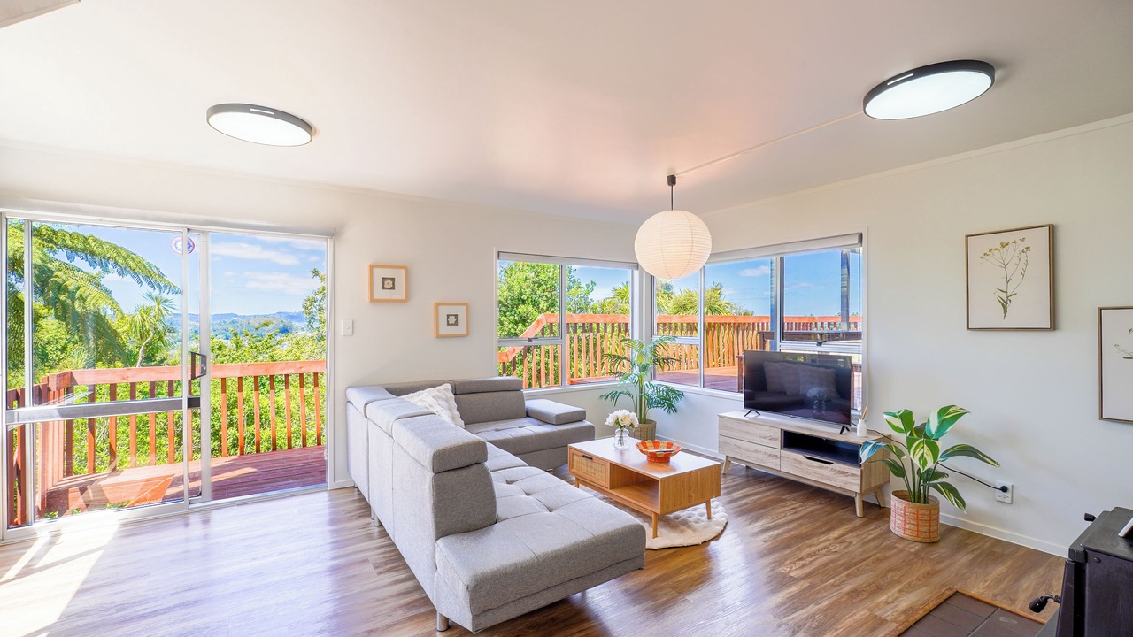 Photo of Livingroom in Whangarei