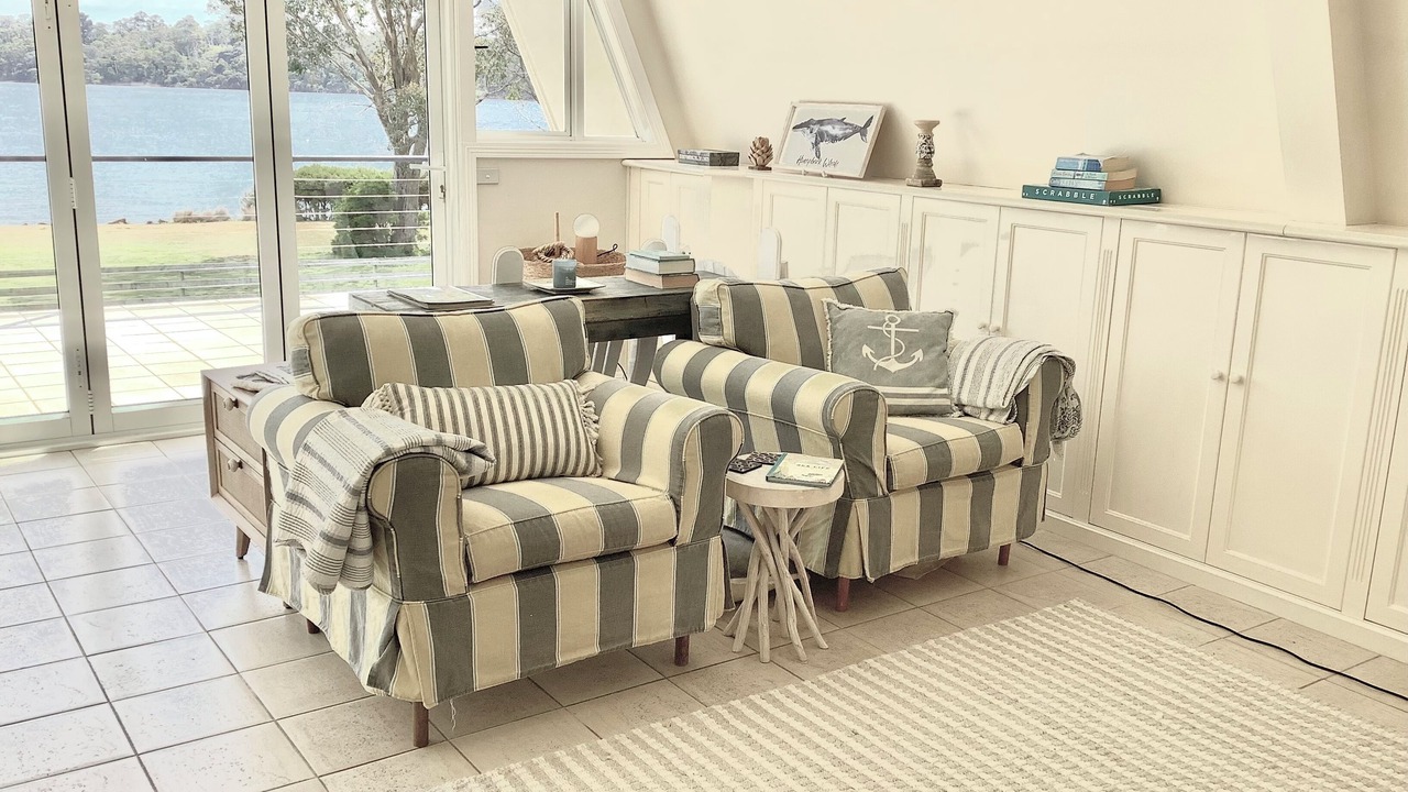 Photo of Livingroom in Clarence Point