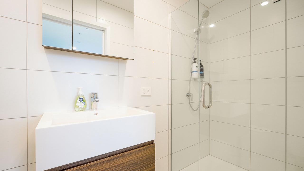 Photo of Bathroom in Greenlane - Ellerslie