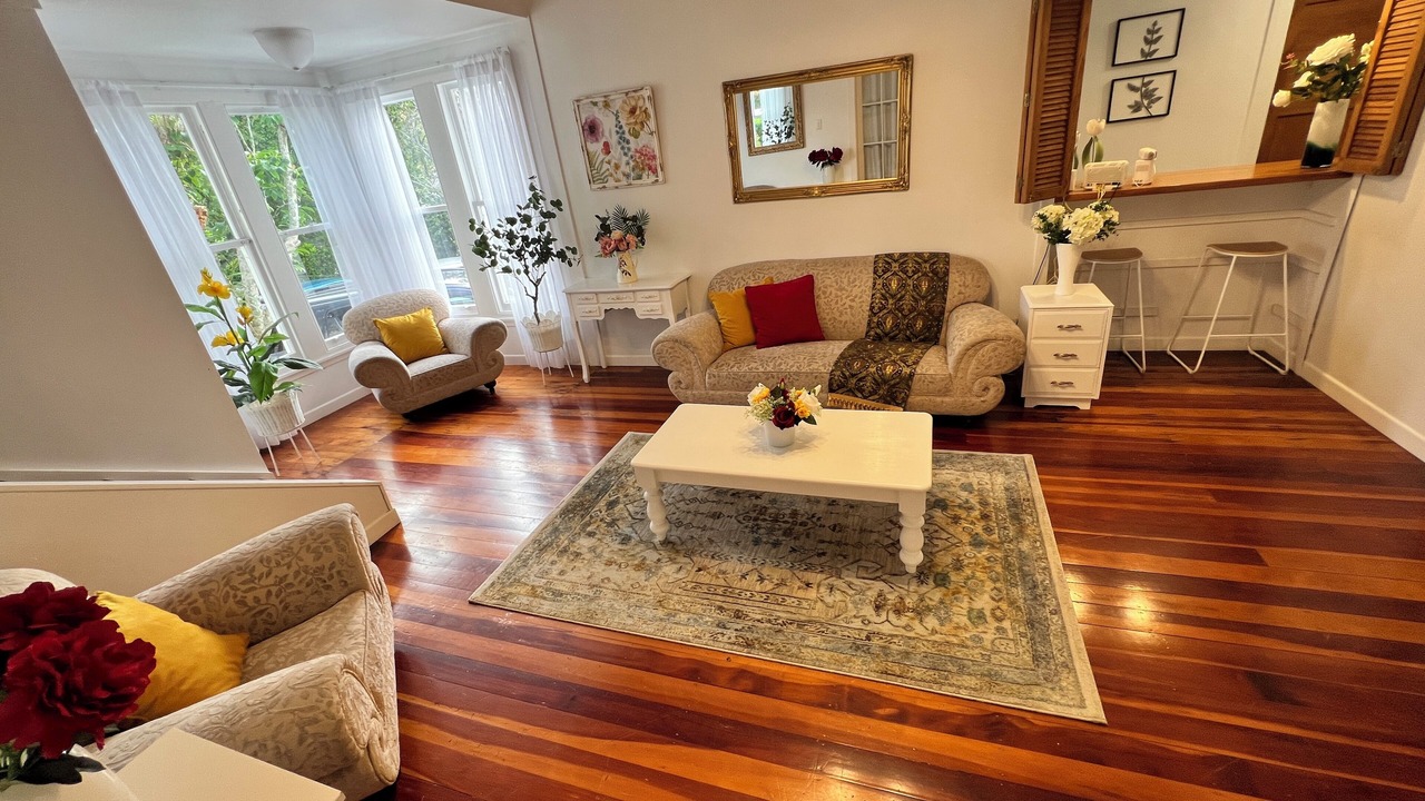 Photo of Livingroom in Epsom