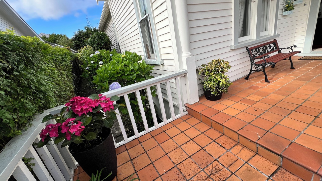 Photo of Patio Balcony in Epsom