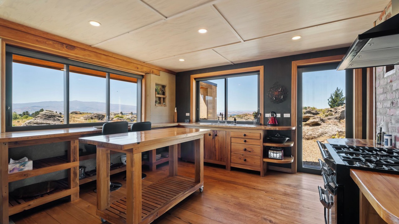 Photo of Kitchen in Matakanui