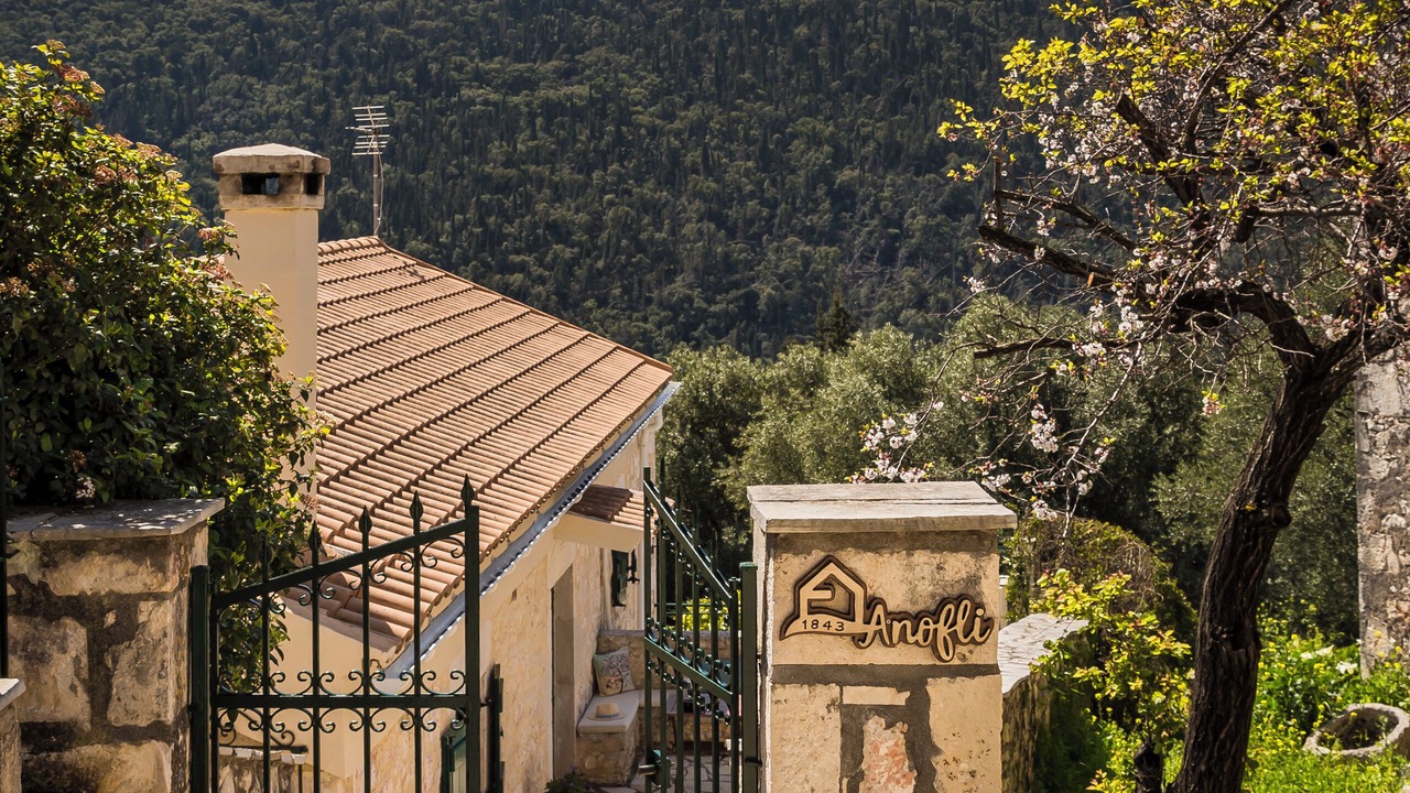 Photo of Outdoor in Tselendata