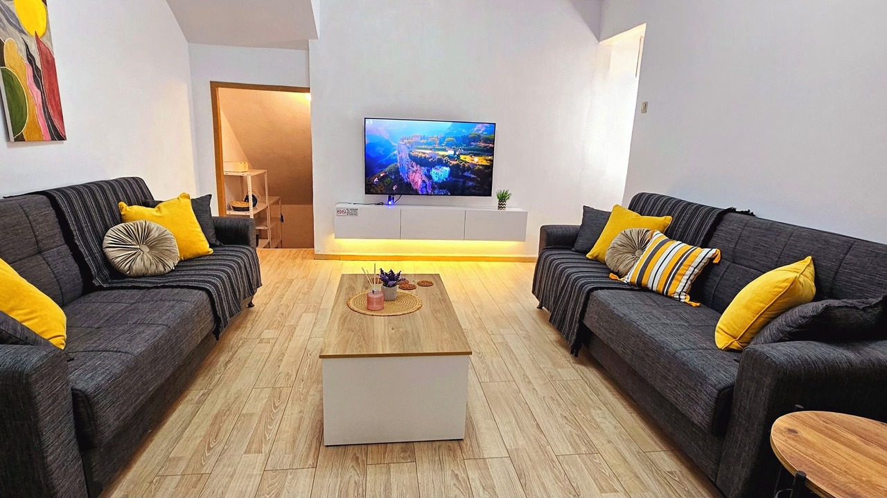 Photo of Livingroom in Petroupoli