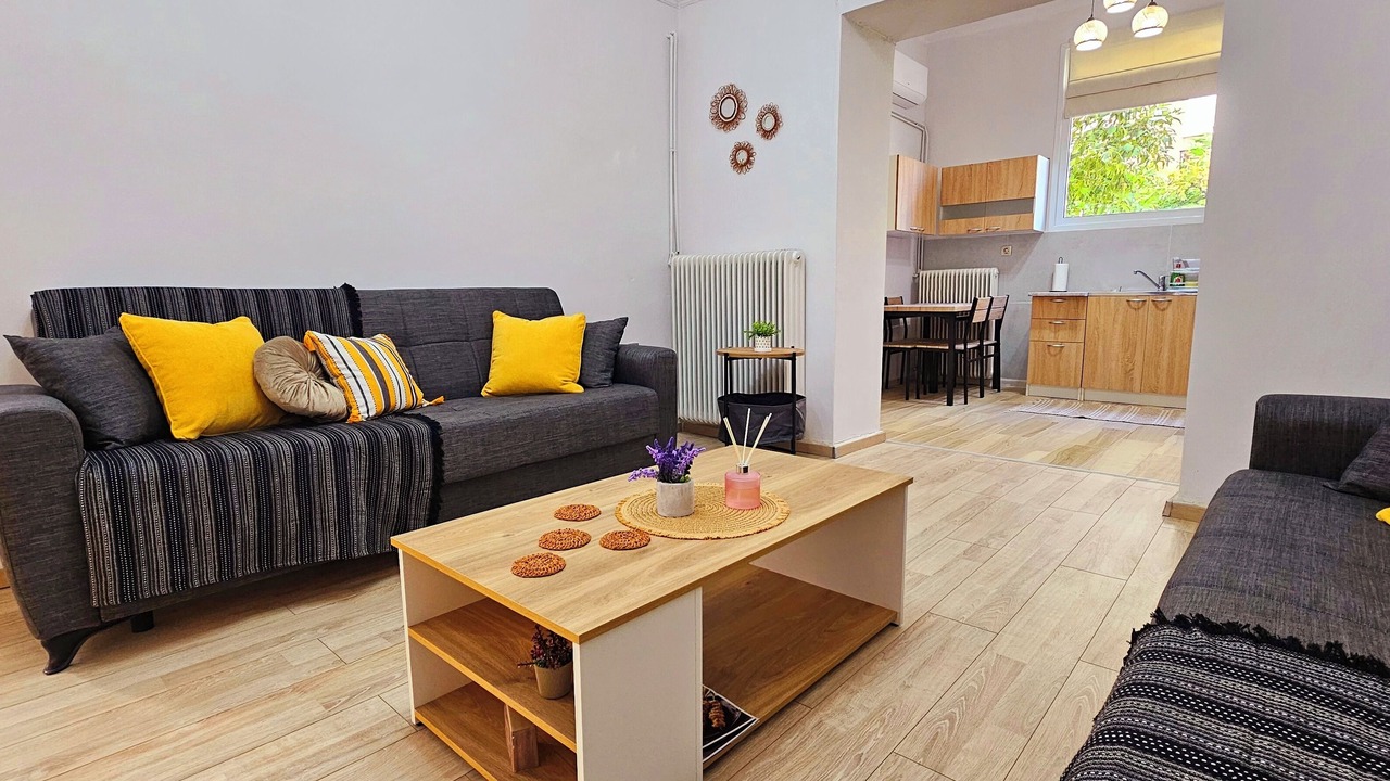 Photo of Livingroom in Petroupoli