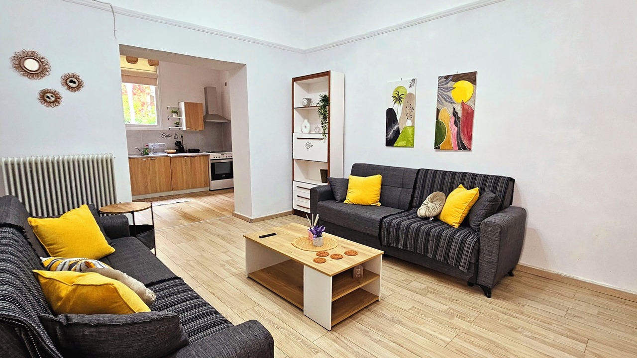 Photo of Livingroom in Petroupoli