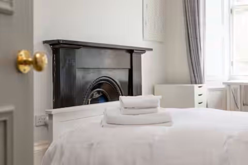 Photo of Bedroom in Marchmont