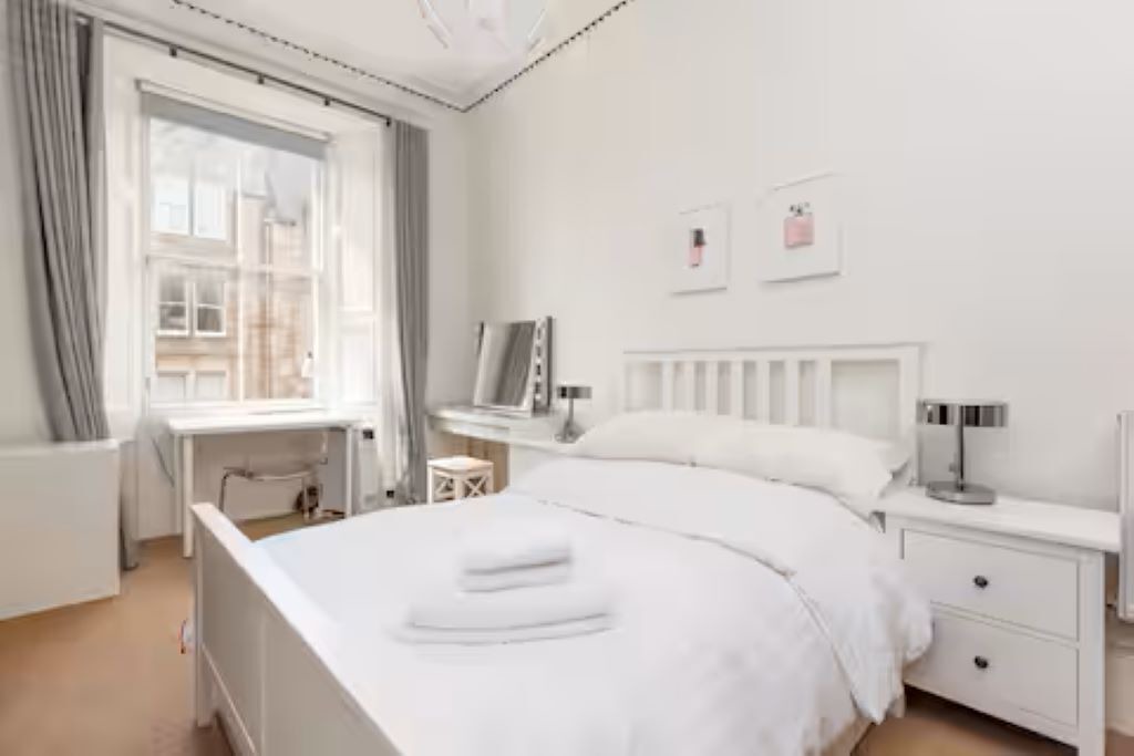 Photo of Bedroom in Marchmont