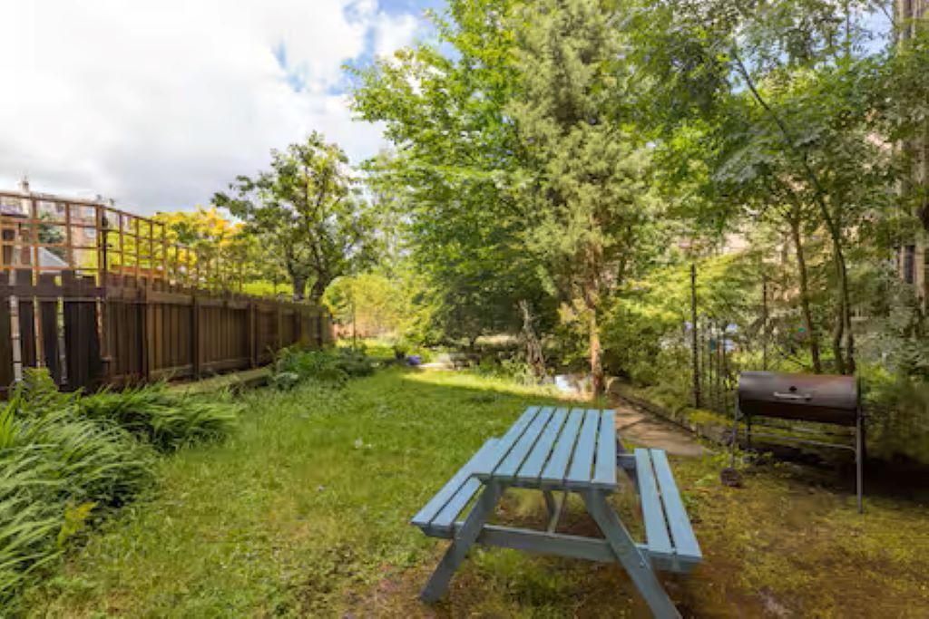 Photo of Outdoor in Marchmont