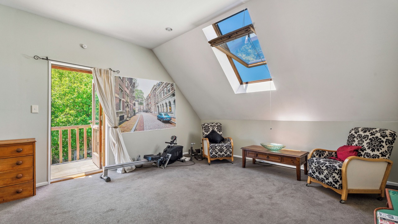Photo of Livingroom in Arrow Junction