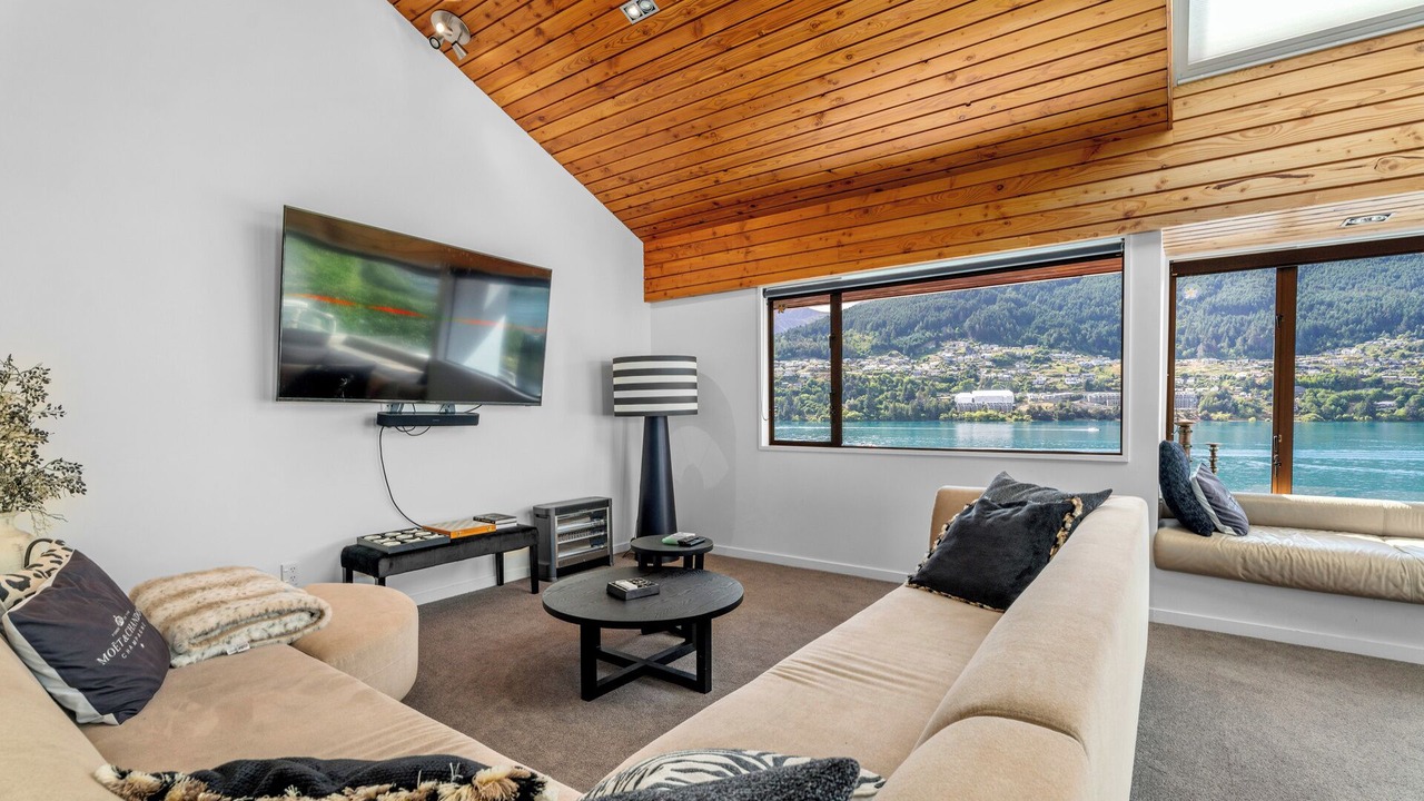 Photo of Livingroom in Kelvin Heights