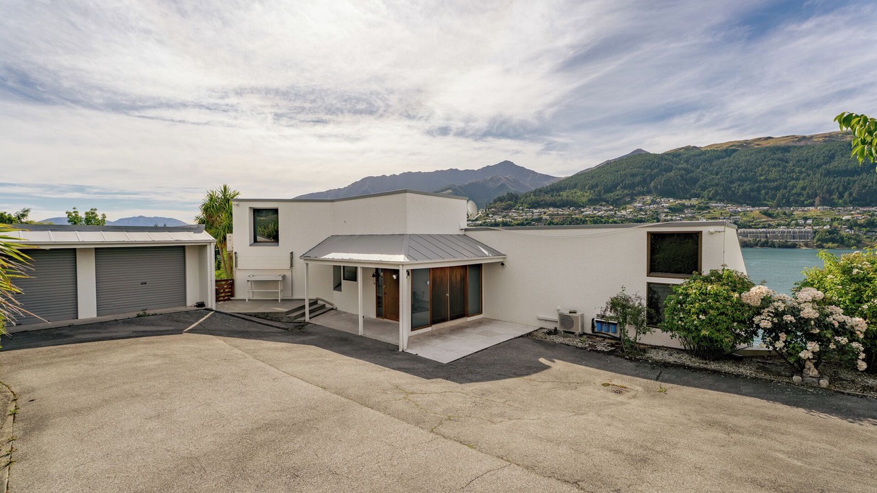 Photo of Outdoor in Kelvin Heights