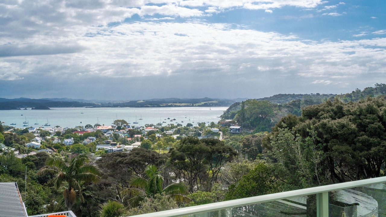 Photo of Outdoor in Russell