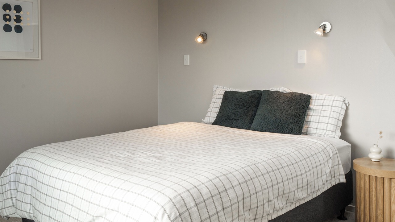 Photo of Bedroom in Russell