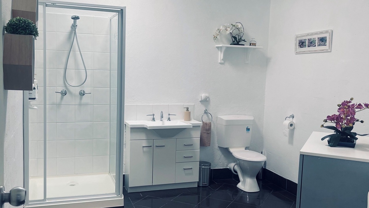 Photo of Bathroom in Seven Mile Beach