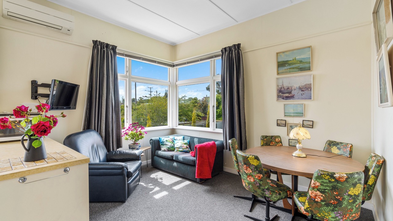 Photo of Livingroom in Karitane