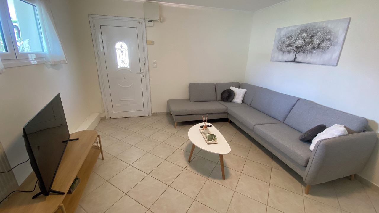 Photo of Livingroom in Assos-Lechaio