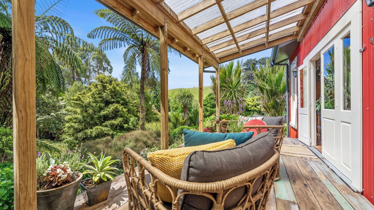 Photo of Patio Balcony in Oakura