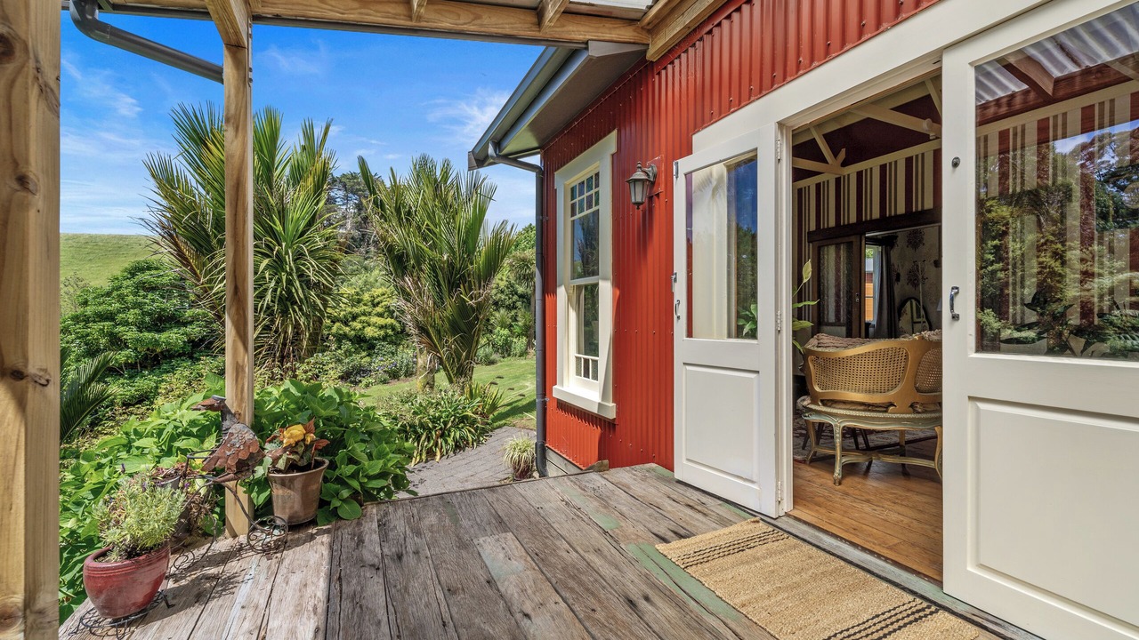 Photo of Patio Balcony in Oakura