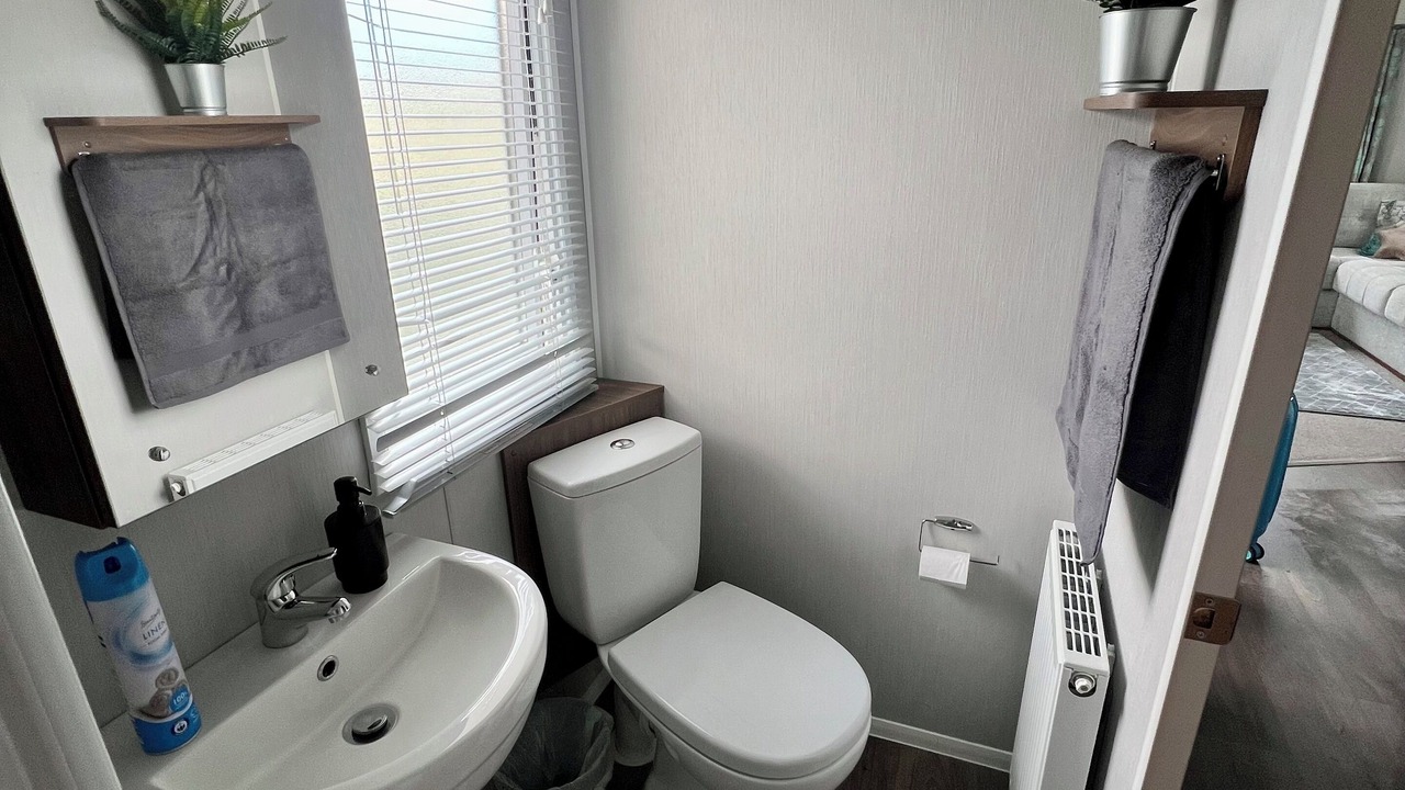 Photo of Bathroom in Prestonpans