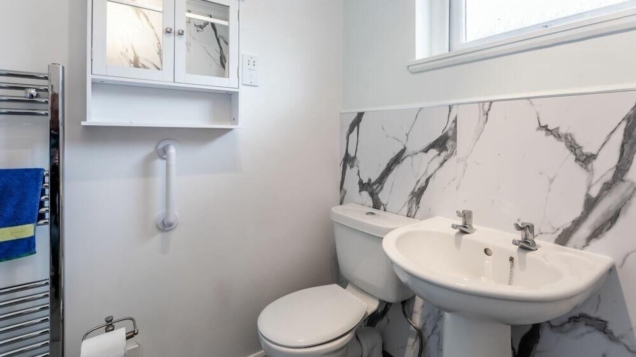 Photo of Bathroom in Lamlash